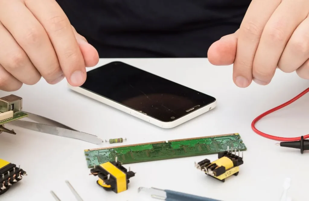 Phone Repair vs Replacement Which Option Should You Choose